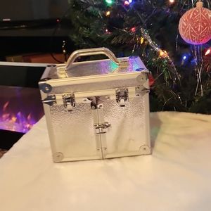 mini SUITCASE for a cosmetologist or makeup artist with convenient pockets